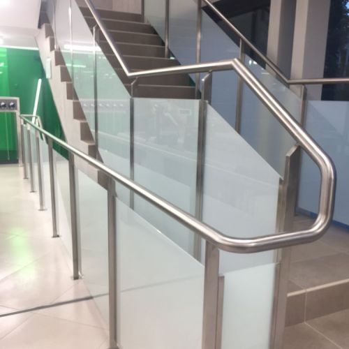 Barandilla inox para escalera moderna